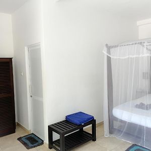 Economy King Room